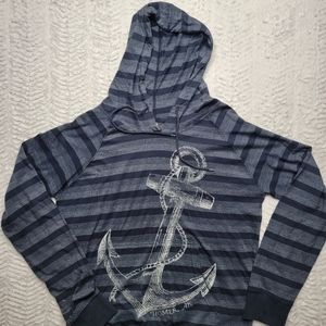 MV Sport architecture hooded long sleeve tee. Size M